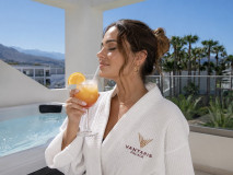 Room-Outdoor-Jacuzzi-7